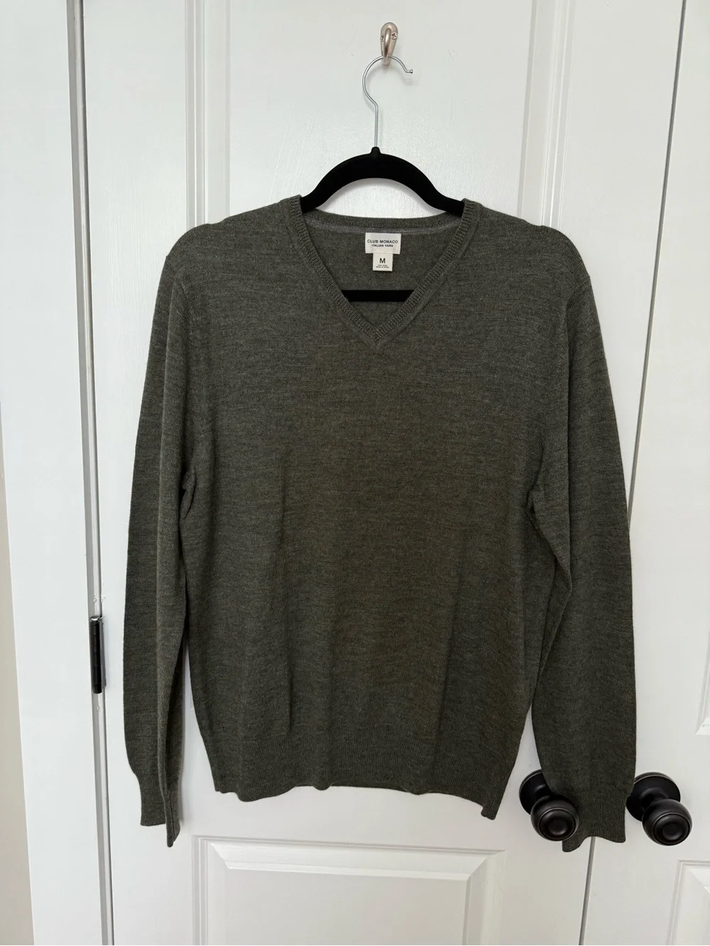 Club Monaco Men's V-Neck Sweater in Olive